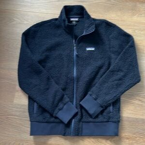 MOVING SALE - Patagonia recycled wool fleece jacket (M)